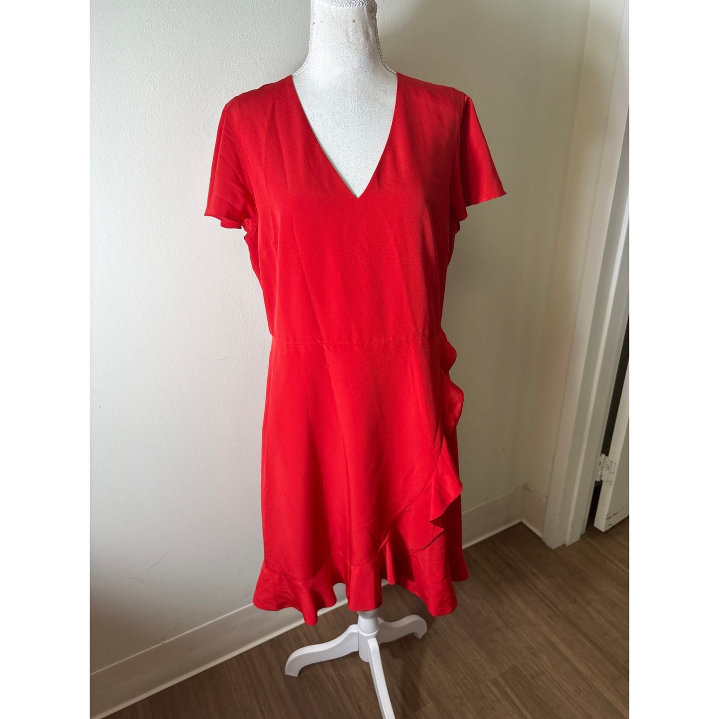 Draper James Red Flutter Sleeve Ruffled Mini Dress Sz 12