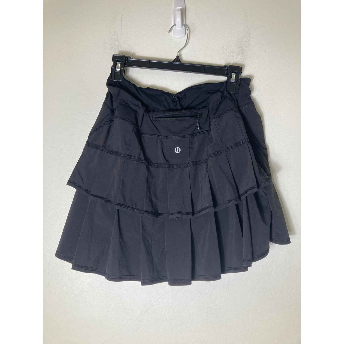 Lululemon Black Tennis Skirt W Pleats In Back Sz 10