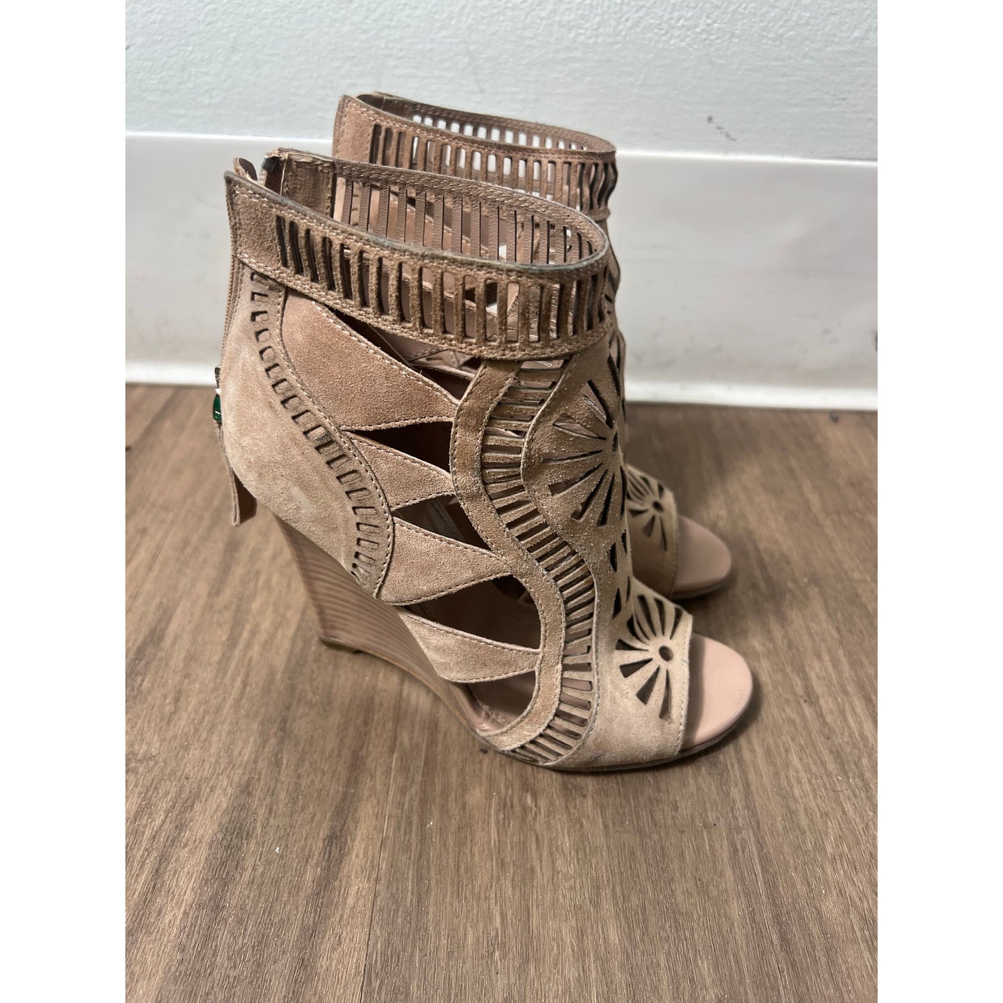 Sergio Rossi Lader Cut Wedge Peeptoe Sz 36.5 (6)
