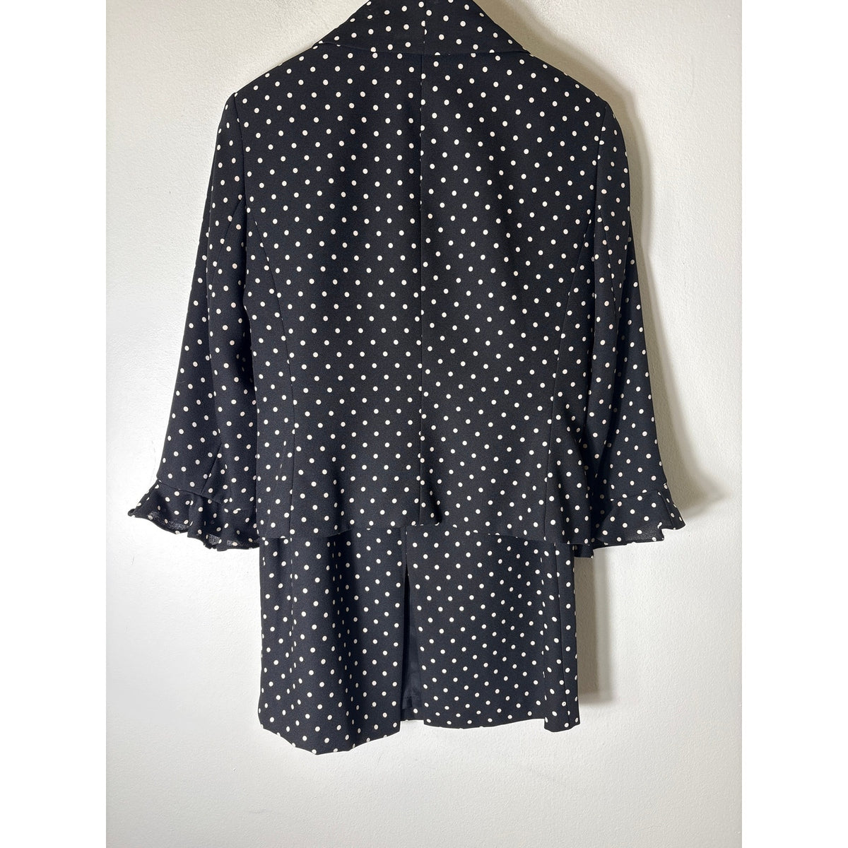 Renee DuMarr Black&White Polka Dot Blazer and Skirt Suit Set Sz 4
