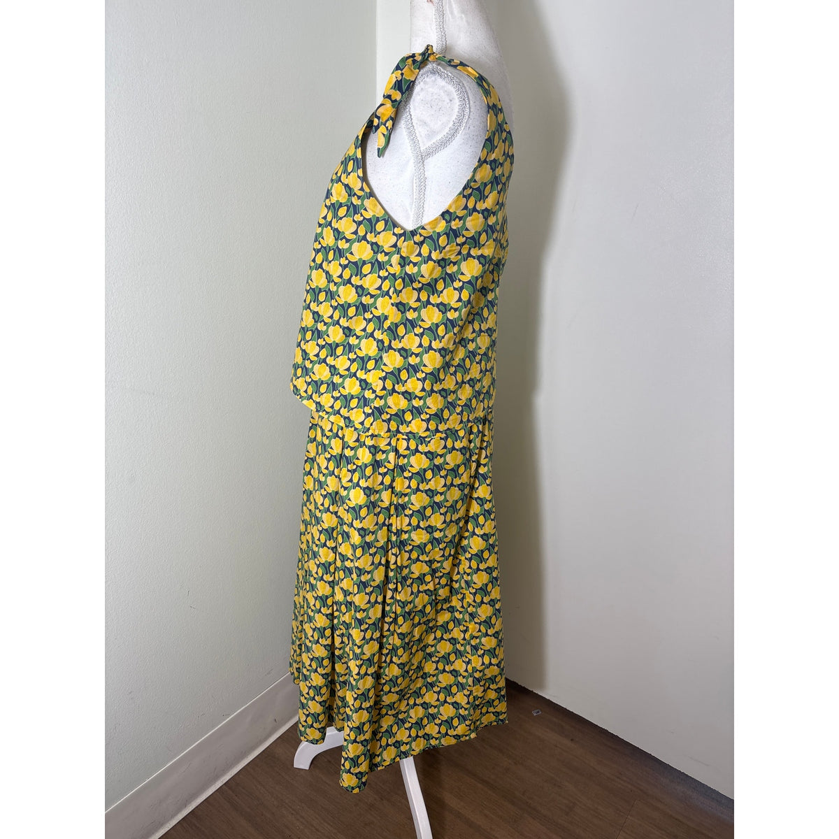 Buru Yellow Dafodil Skirt Set Sz S