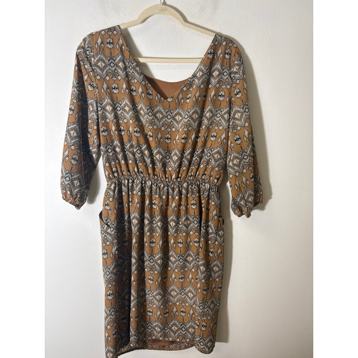 Cremieux Tan Black Print 3/4 Sleeve Wide Neck Knee Length Dress Sz M