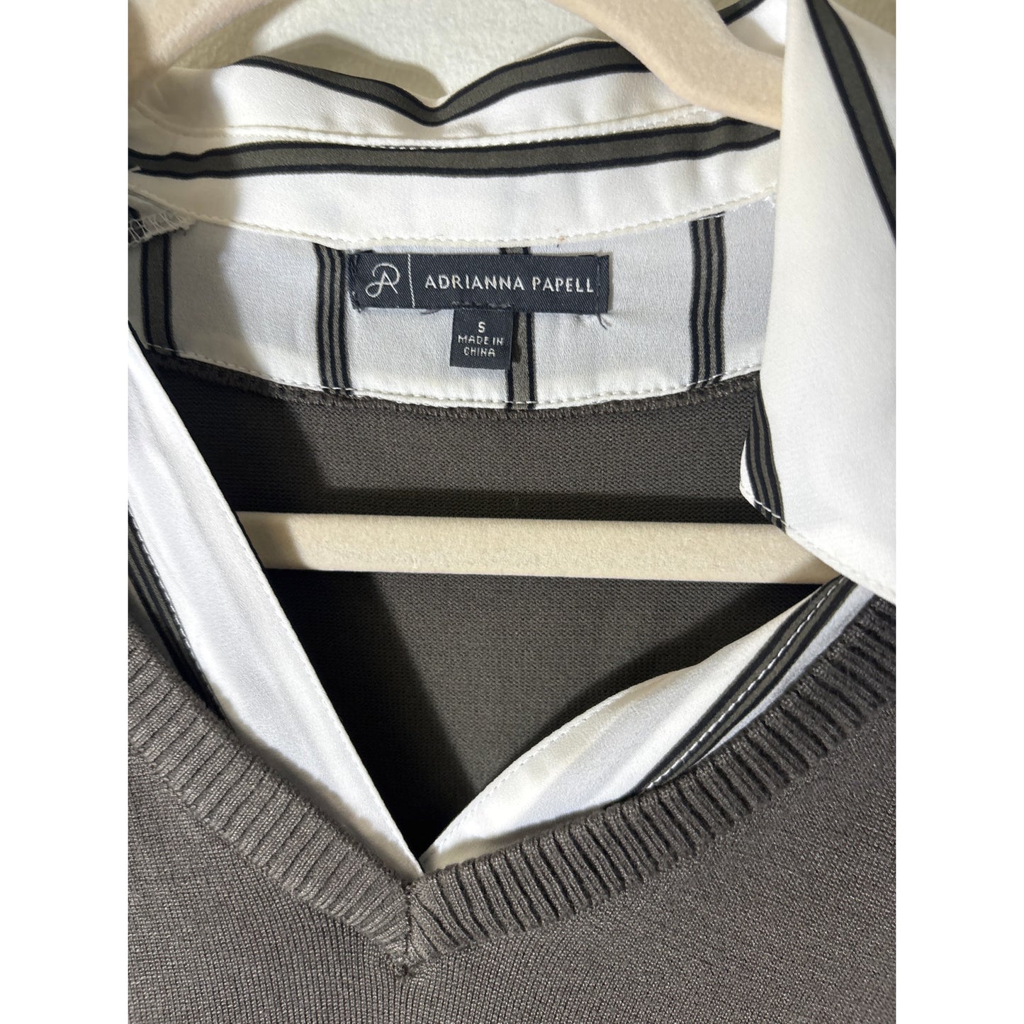 Adrianna Papell Grayish Green Layered Long Sleeve Sweater Sz S