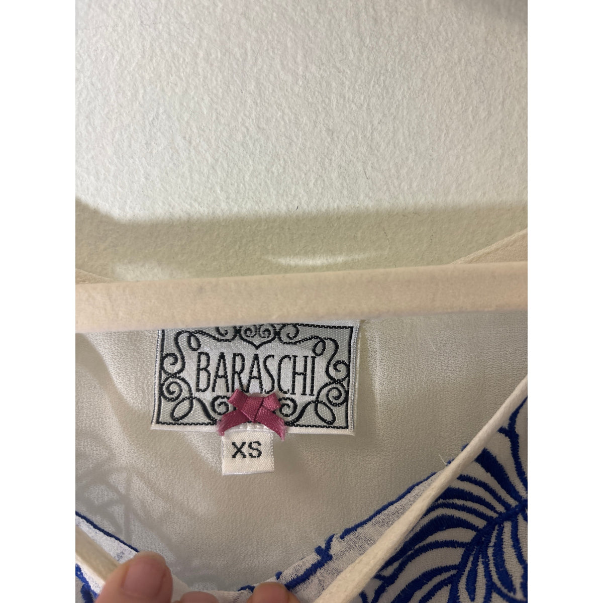 Baraschi Sheer Cream with Blue Embroidery Cold Shoulder Cap Sleeve Sz XS