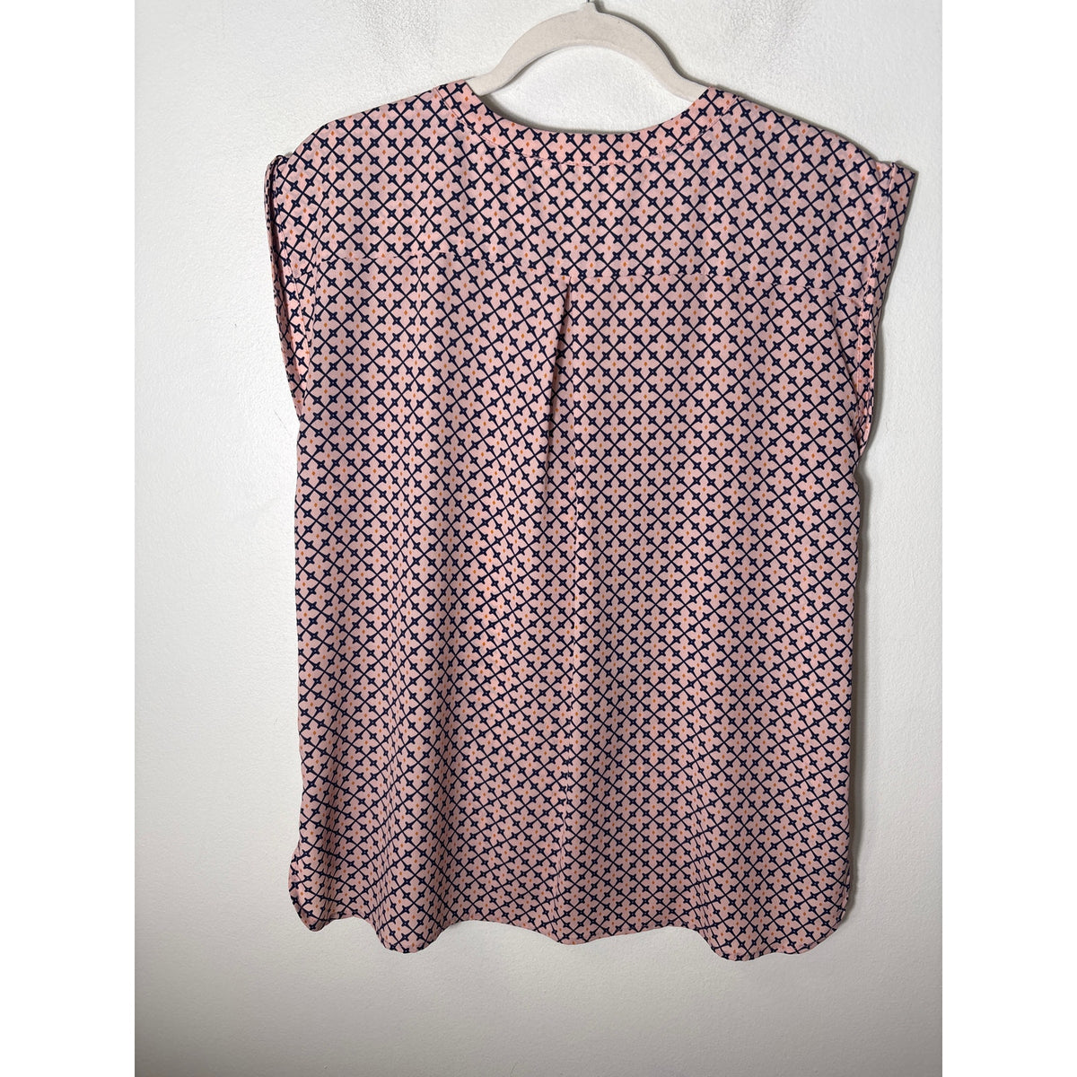 Bobeau Collection Pink Navy Sleeveless V-Neck Blouse Sz S