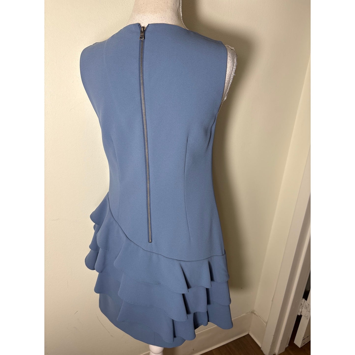 Alice + Olivia Periwinkle Sleeveless Ruffle Mini Dress Sz 2