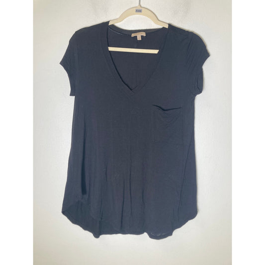Bordeaux Black V Neck Tee Sz S