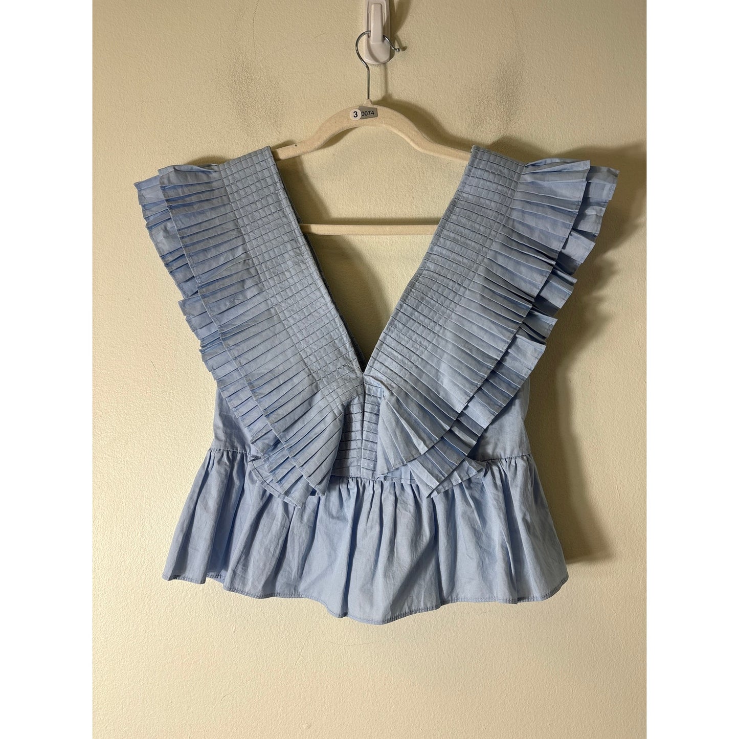 En Saison Light Blue Flutter Sleeve Deep V-Neck Cotton Cop Sz S