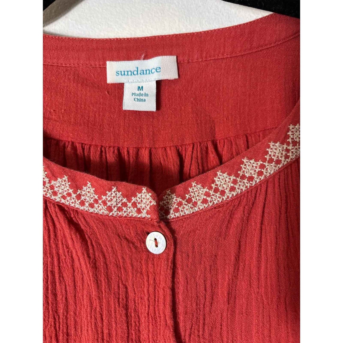 Sundance Coral Embroidered Button Up Shirt Sz M