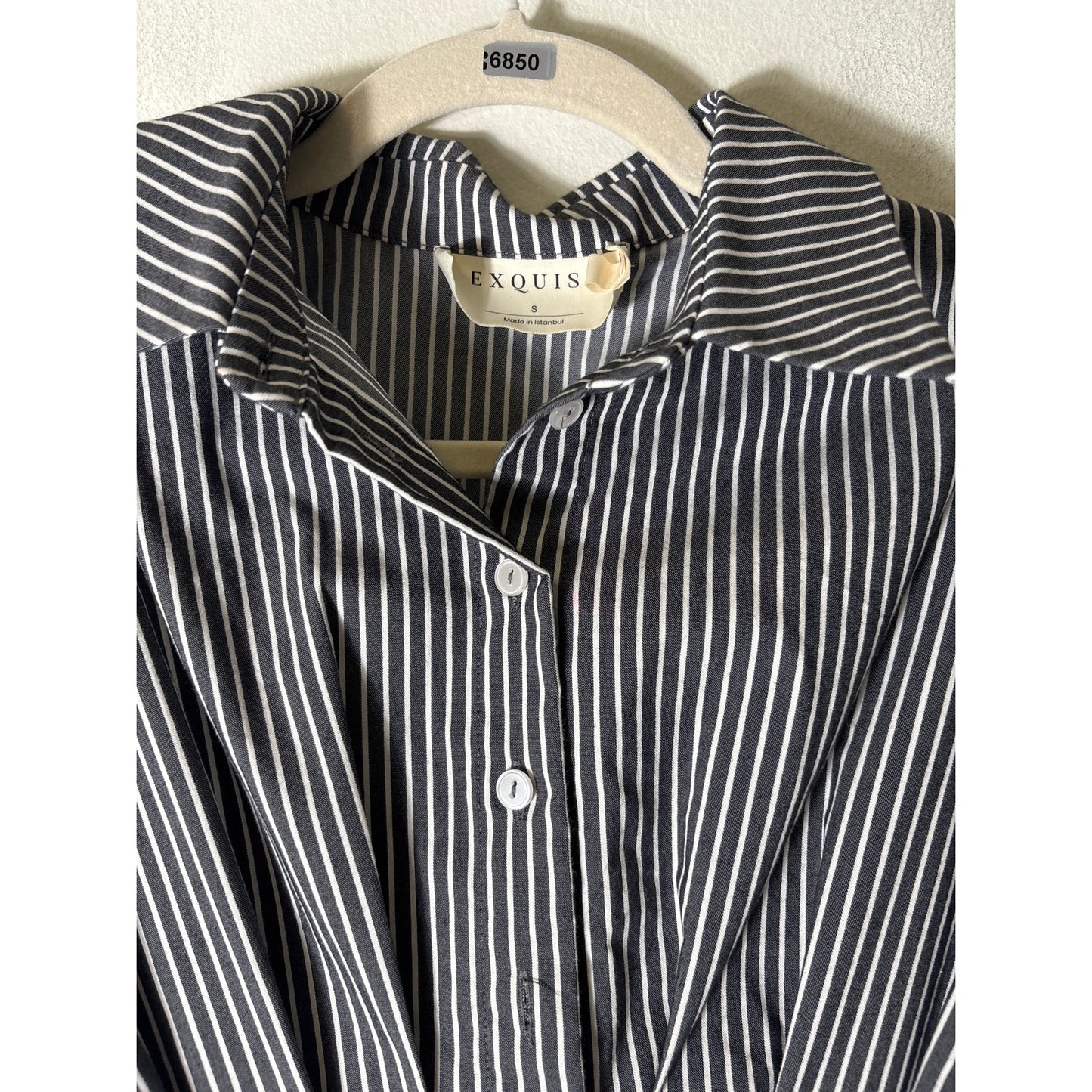 Exquise Gray and White Button Up Mini Dress Sz S