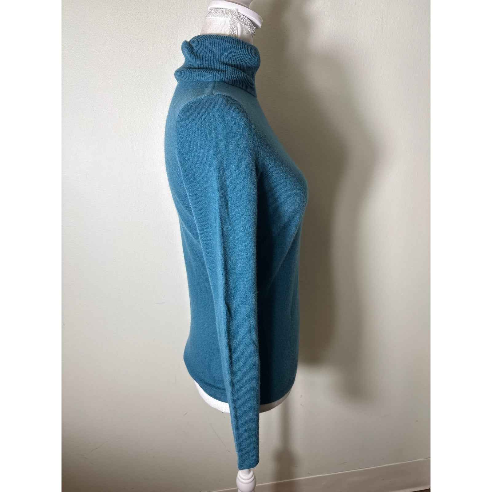 Saks Fifth Avenue Teal Cashmere Turtleneck Sweater Sz xs