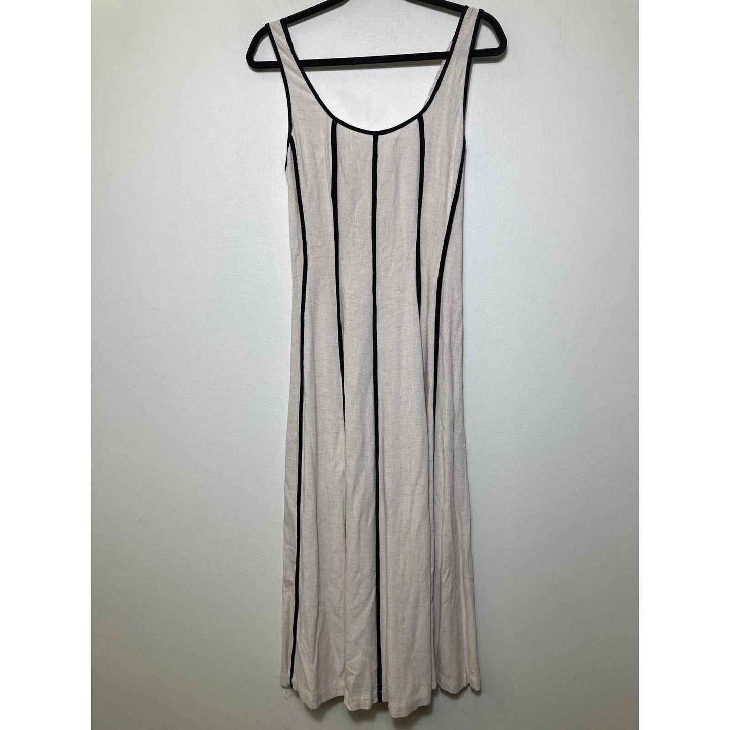 Illa Illa Cream and Black Seam Dress Sz S