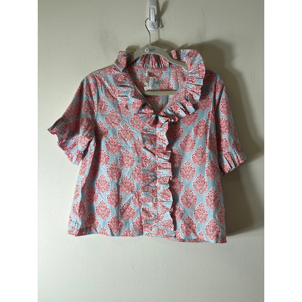 Pants Store Blue and Red Ruffle Top Sz S