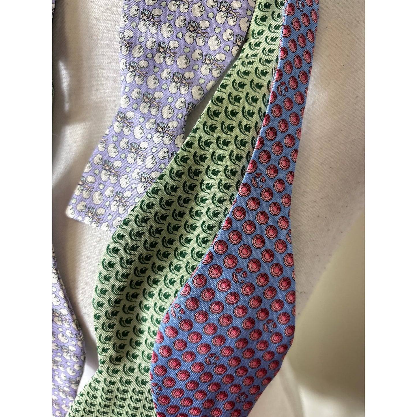 Men's Vineyard Vines Bundle of 3 Bow ties OS
