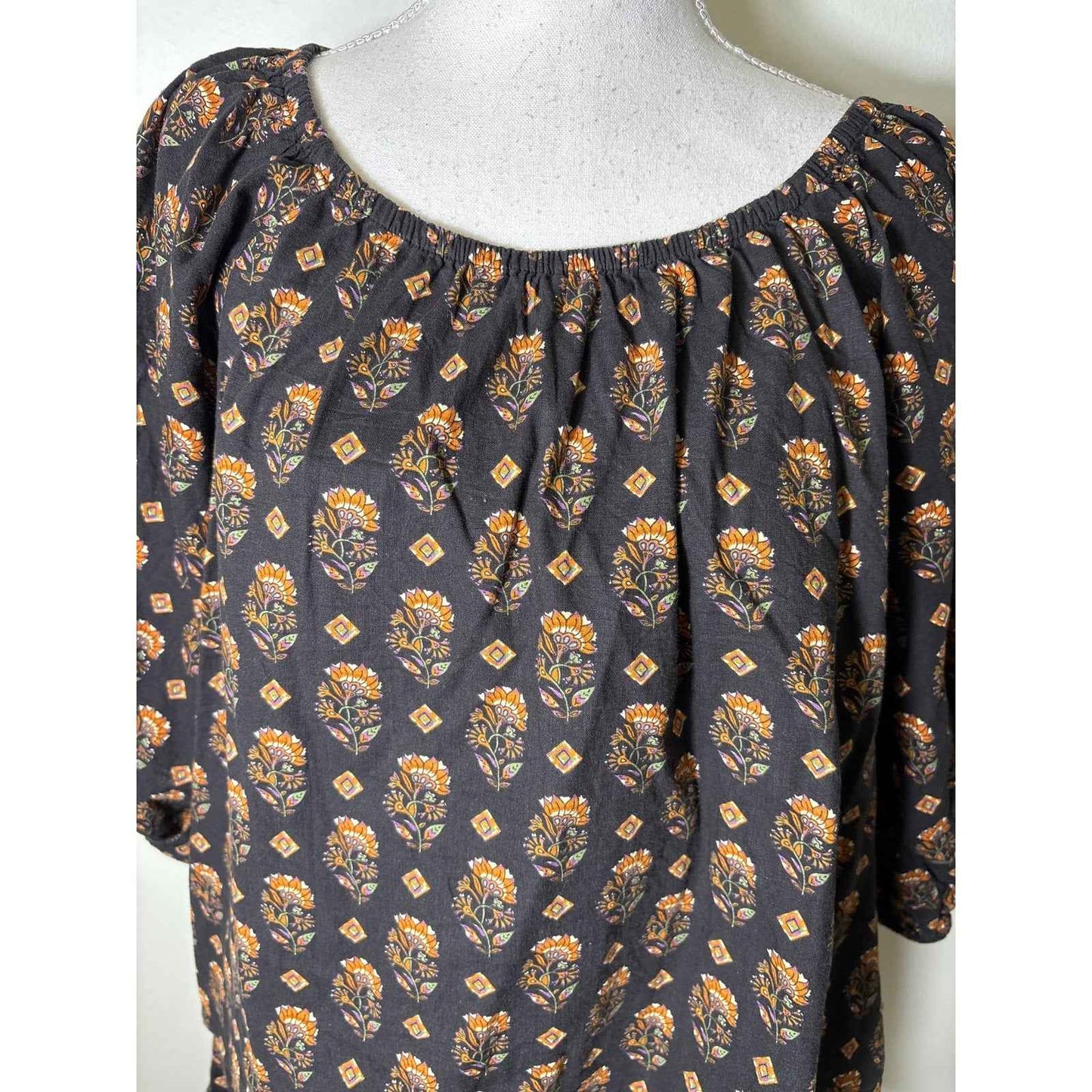 MNG Black Orange Half Puff Sleeve Shorts and Top Set Sz 6
