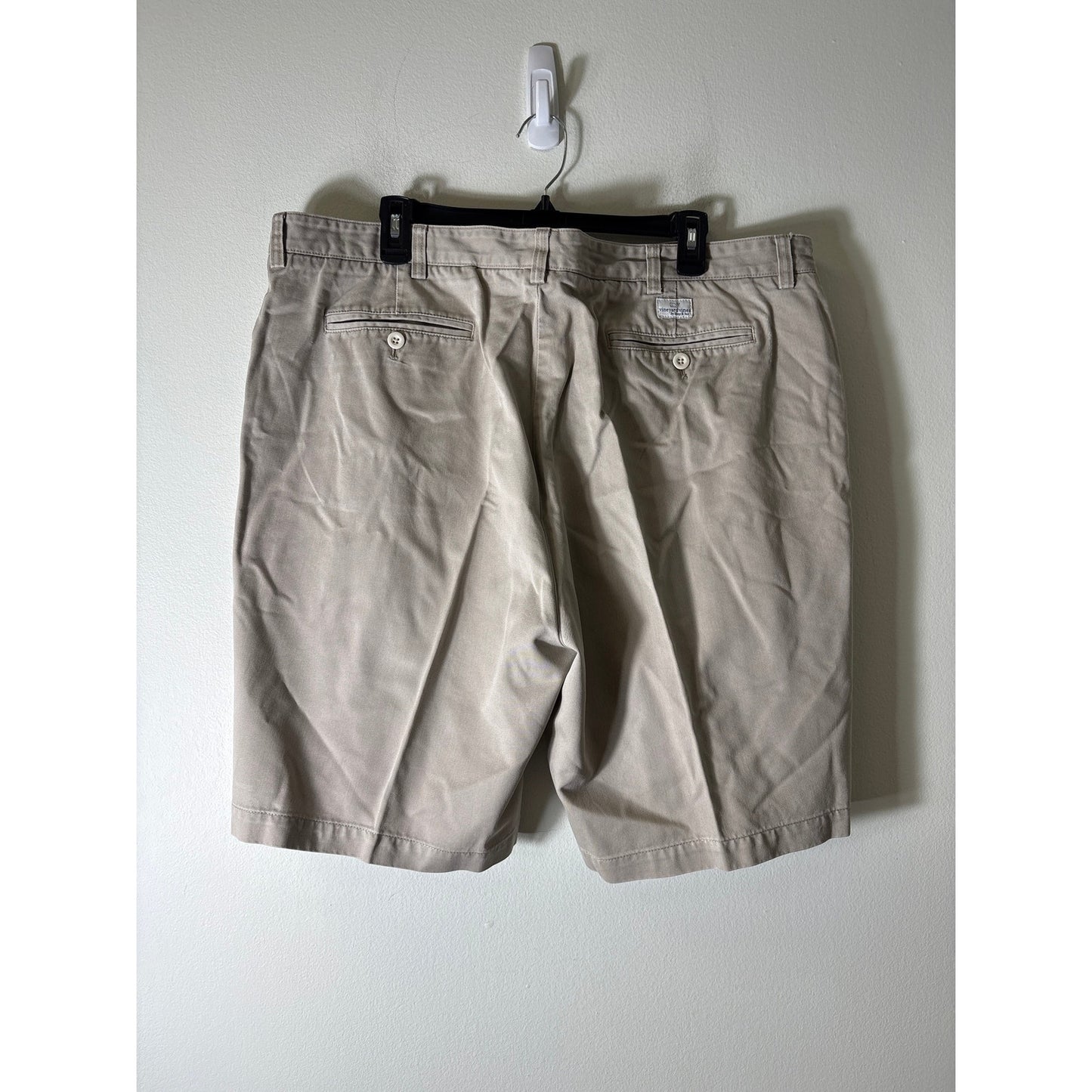 Mens Vineyard Vines Club Khaki Shorts Sz 42