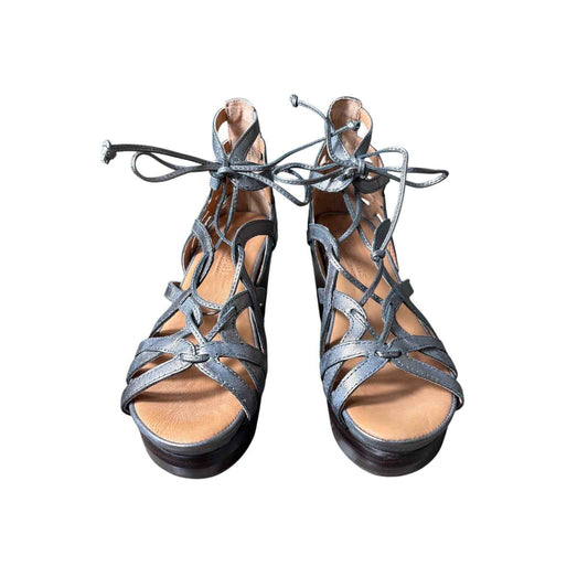 Gentle Souls Metallic Silver Cage Stacked Wedge Sandal sz 8
