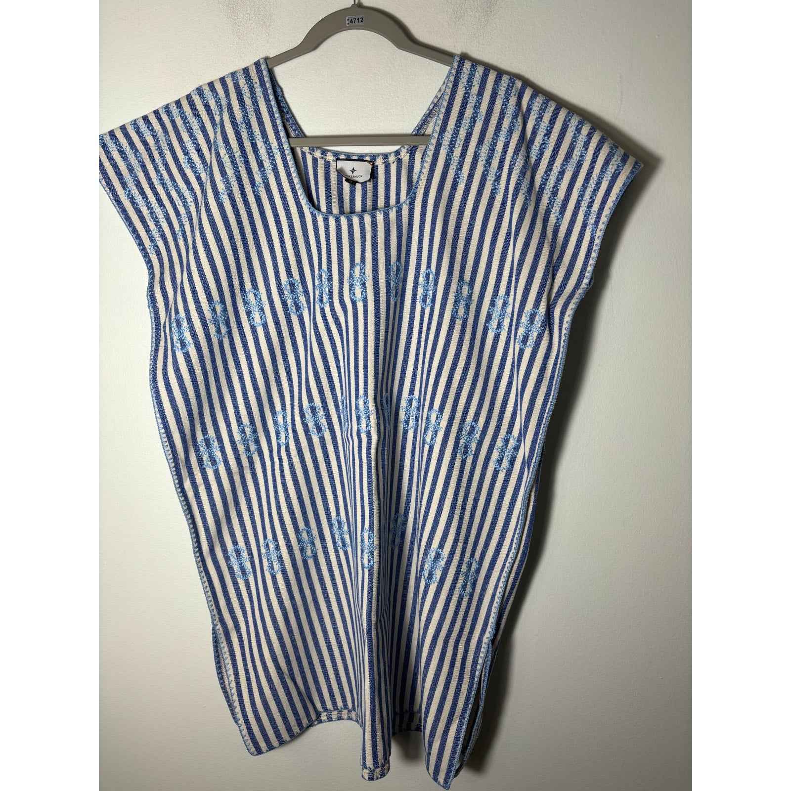 Tuckernuck Blue White Stripe Embroidered Sleeveless Mini Dress Sz M