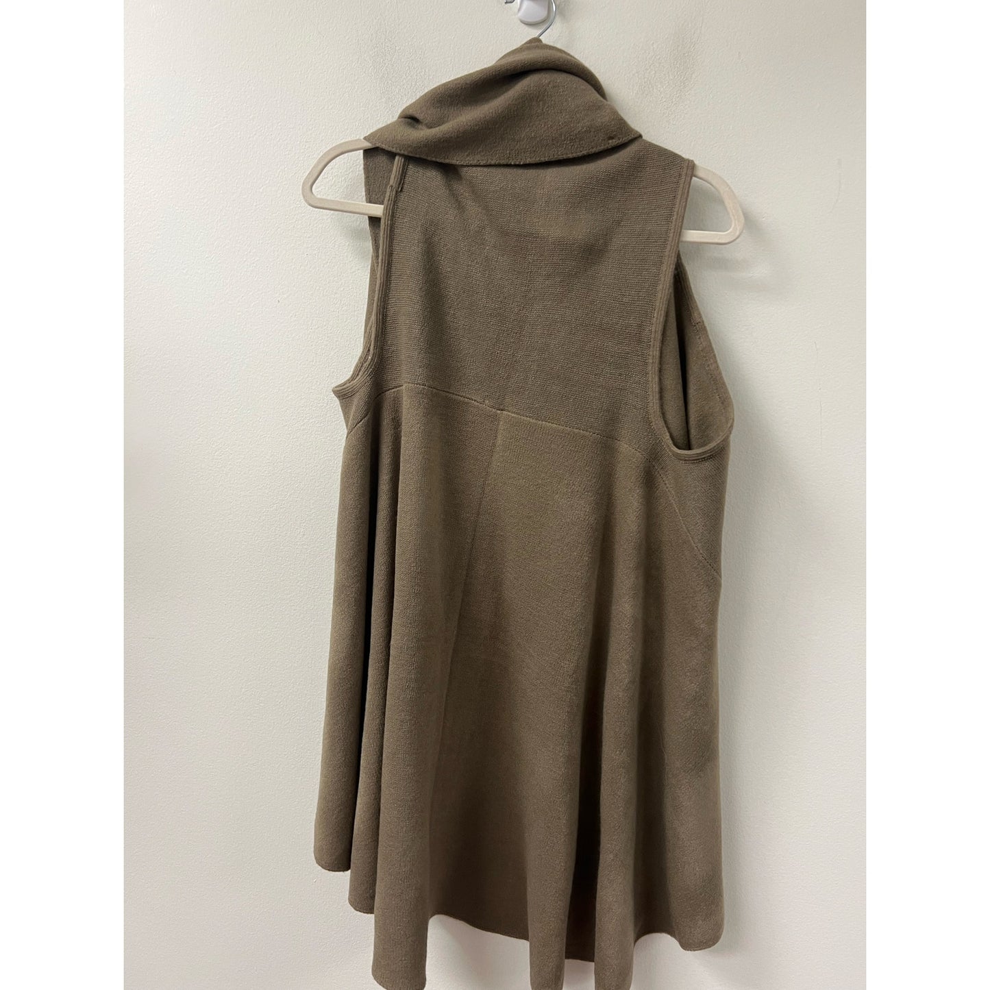 Sway Sweater Vest, Olive Green One Size
