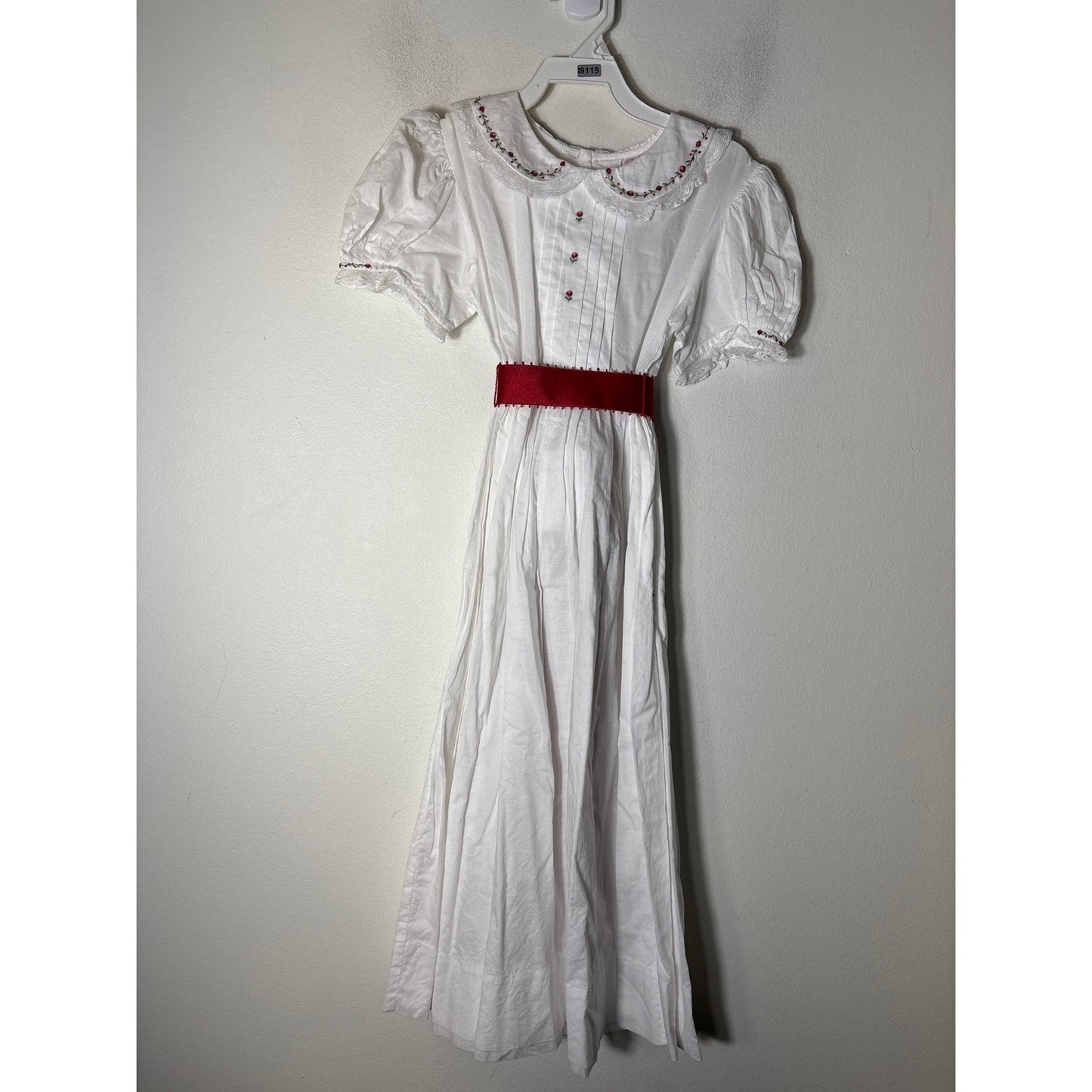 Girls Vintage Orient Expressed Inc. White Embroidered Collar Dress Sz 7