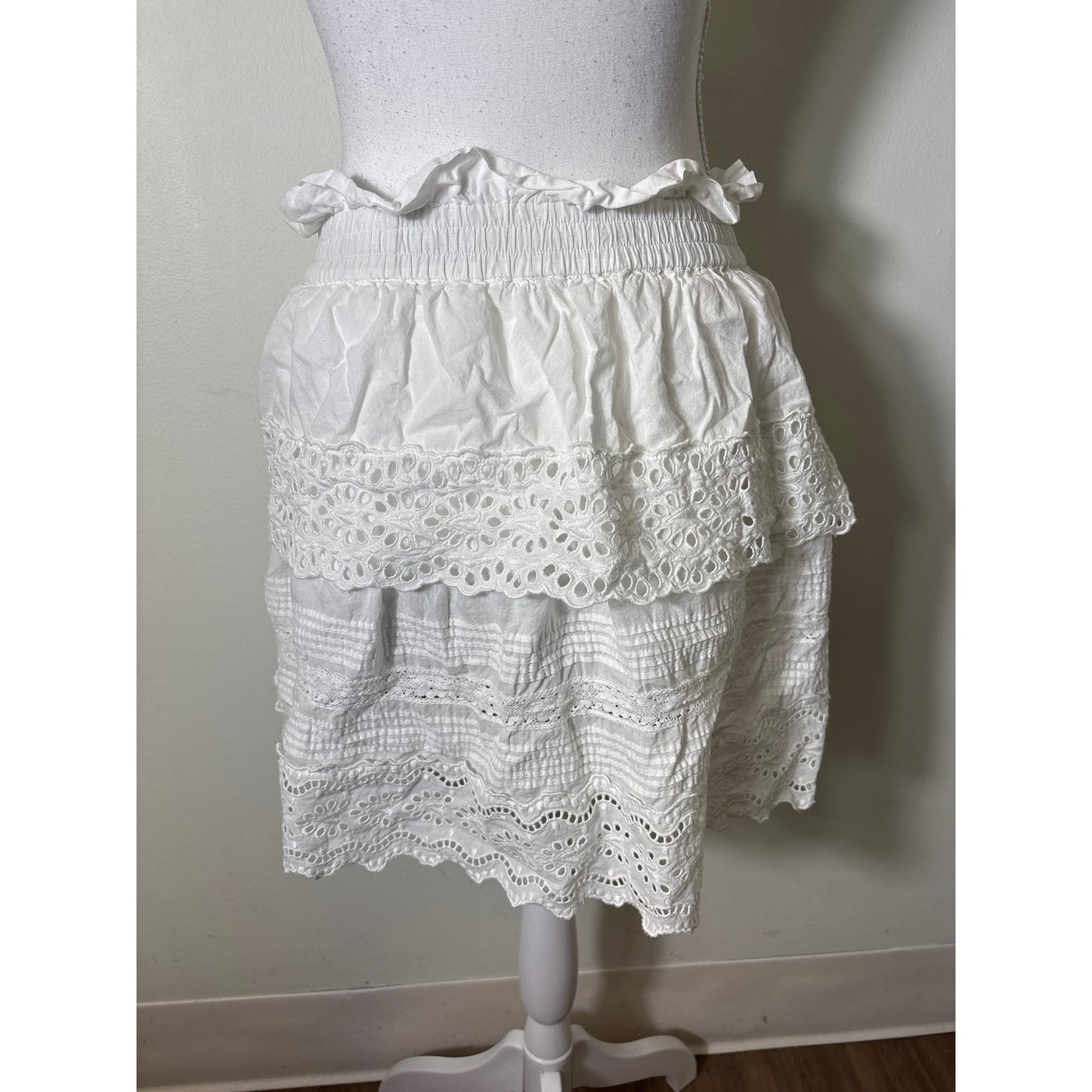 Sea White Eyelet Tiered Mini Skirt Sz M