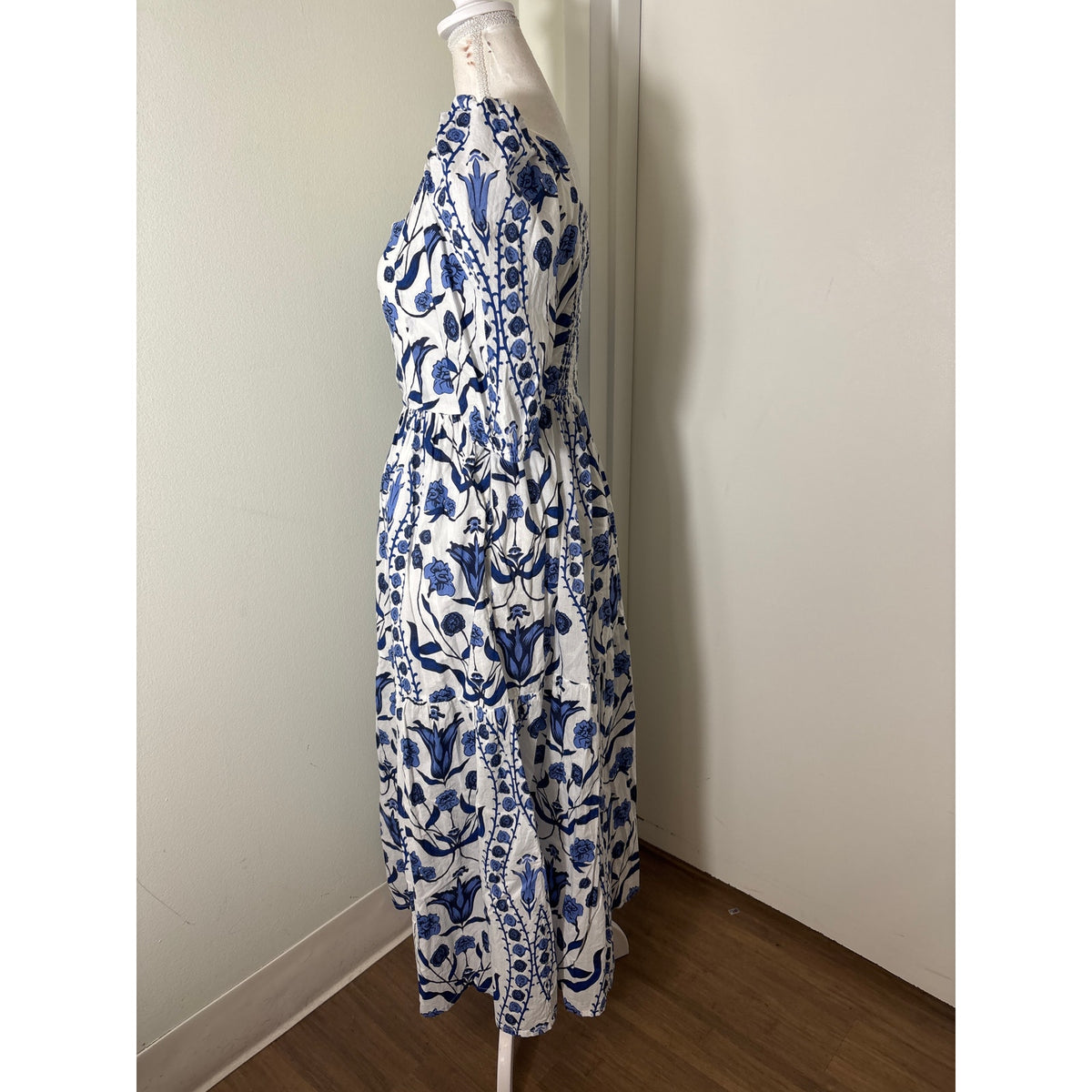 Beyond by Vera Blue and White Puff Sleeve Maxi Dress Sz S