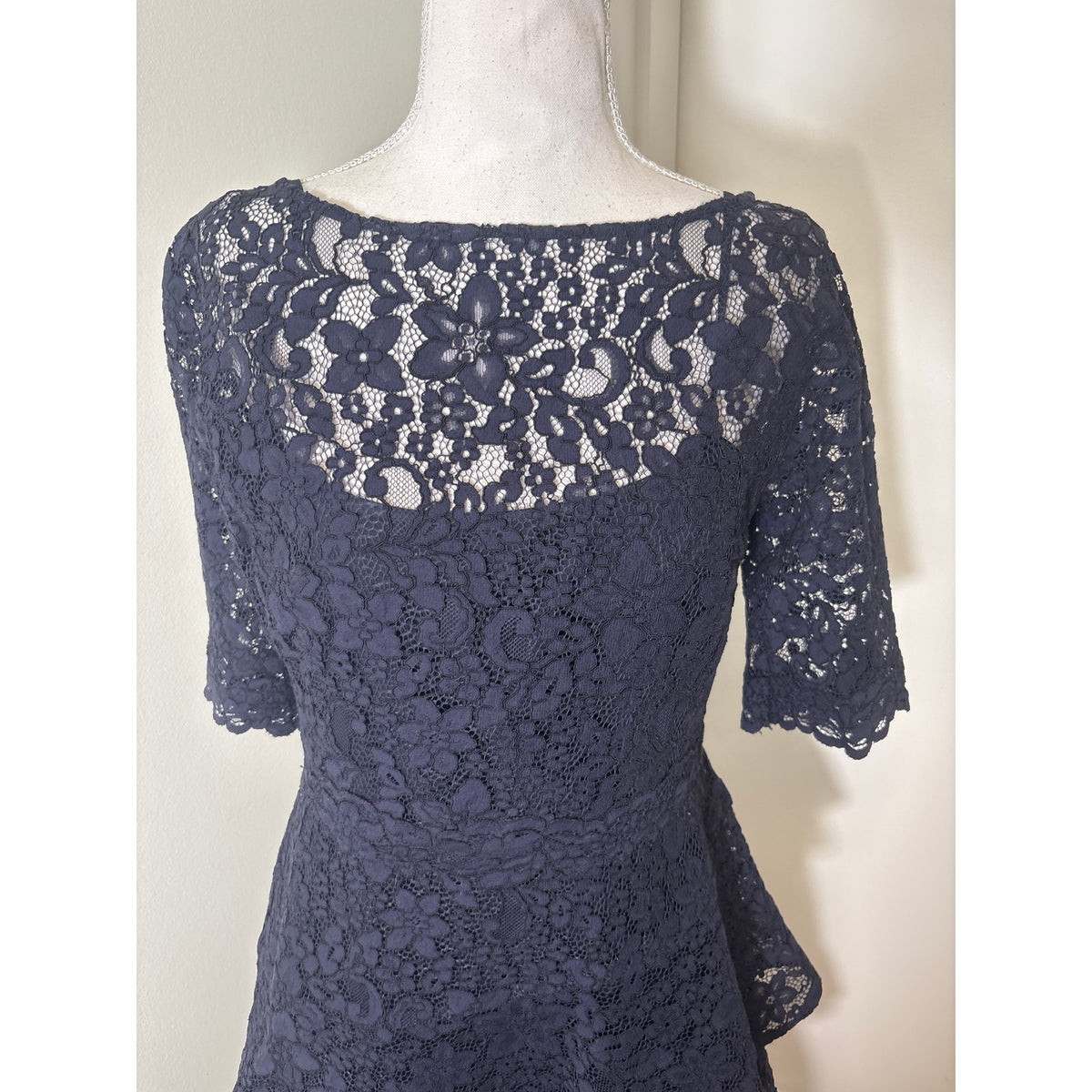 Teri Jon Navy Lace Tiered Midi Dress Sz 6
