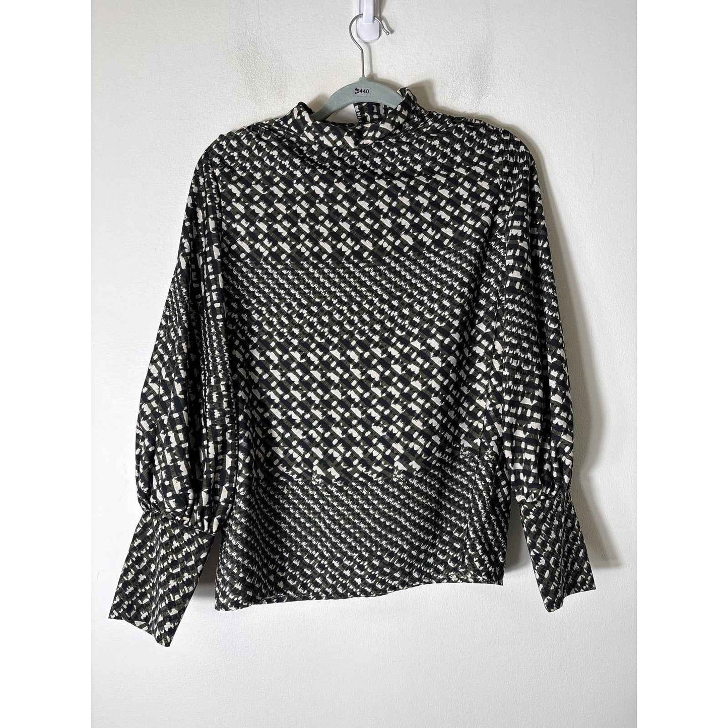 Who What Wear Olive Green Long Sleeve High Neck Shirt Sz XS