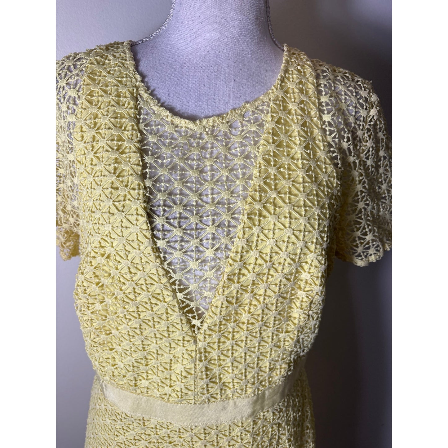 Adelyn Rae Yellow Short Sleeve Lace A-Line Midi Dress Sz L