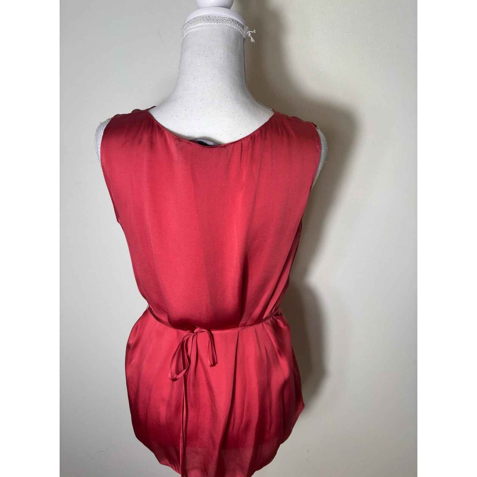 Theory Red Silk Sleeveless Stop SZ S