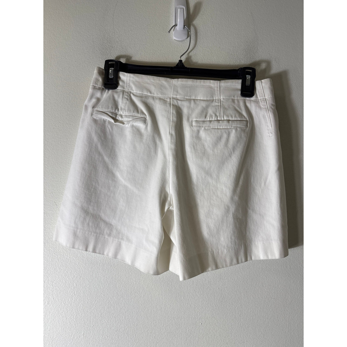 Ann TaylorWhite Cotton Short Shorts Sz 2