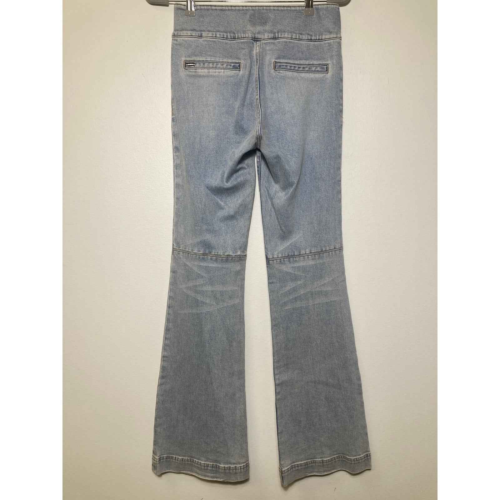 Alice + Olivia Light Wash High Waist Flare Leg Blue Jeans Sz 27