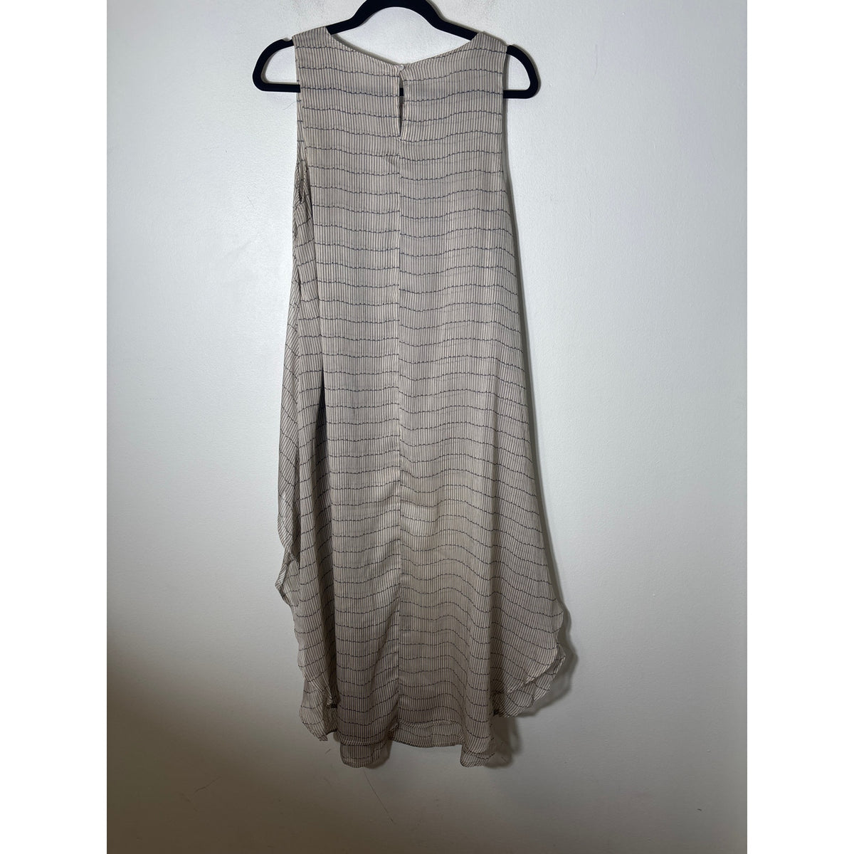 Brave+true Gray Black Sleevess Semi Sheer Hi Low Hem Shirt Sz M