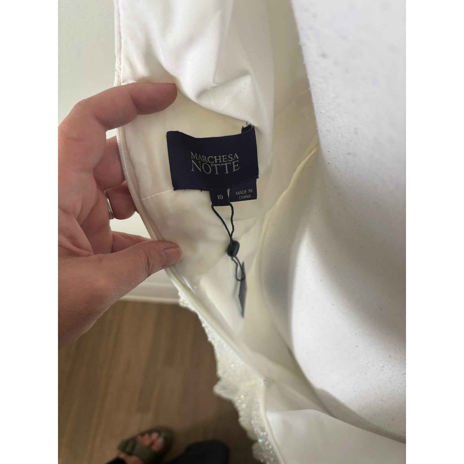 NWT Marchesa Ivory Iredescent Sparkly Ruffle Gown Sz 10