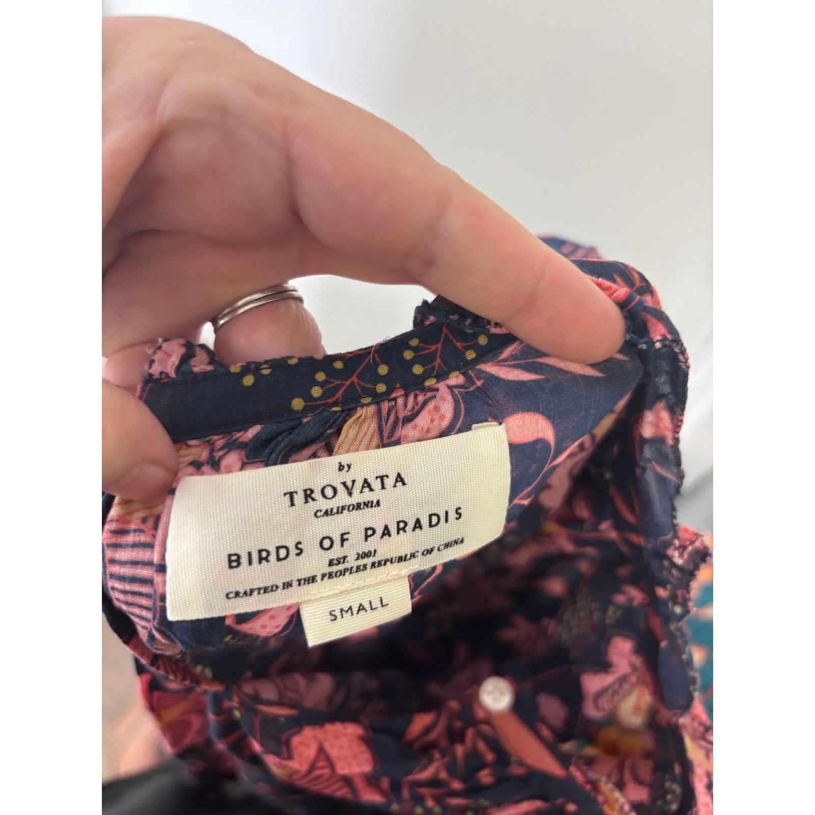 Travota Birds of Paradise Navy Blue Pink Floral Flutter Sleeve Cotton Shirt Sz S