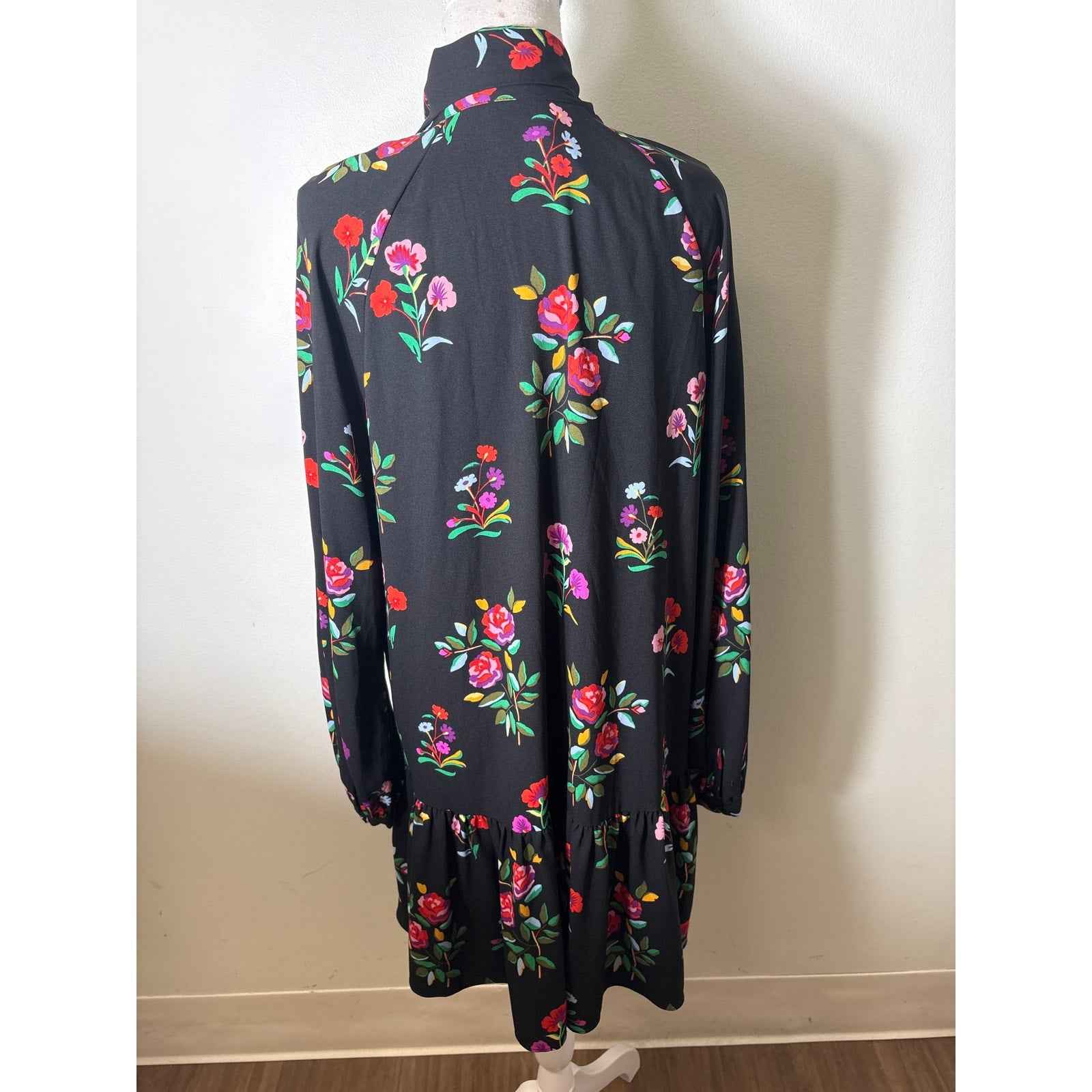 Kate Spade Black Floral Long Sleeve V-Neck Ruffled Mini Dress Sz m