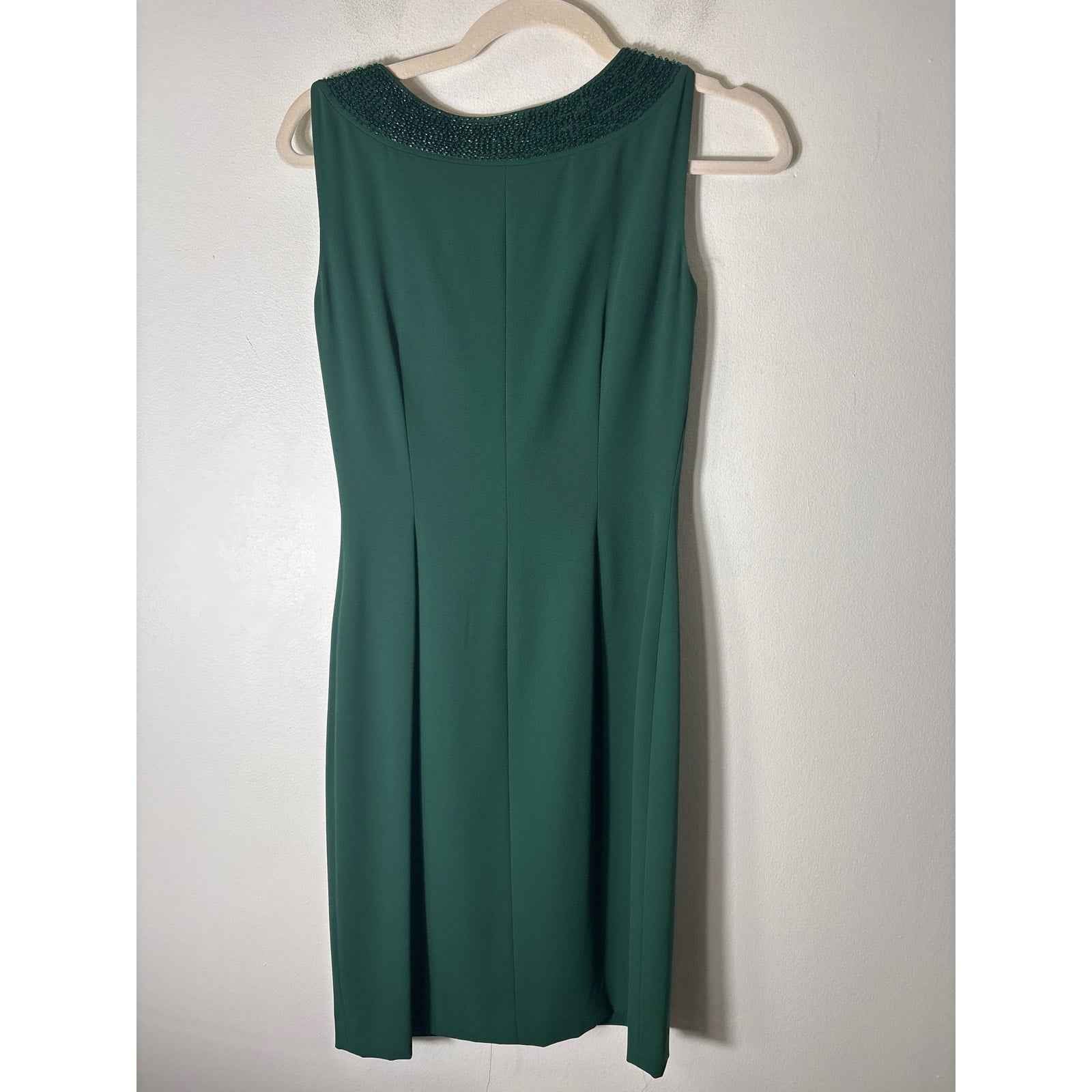 Antonio Melani Dark Green Sleeveless Beaded Knee Length Sheath Dress Sz 0