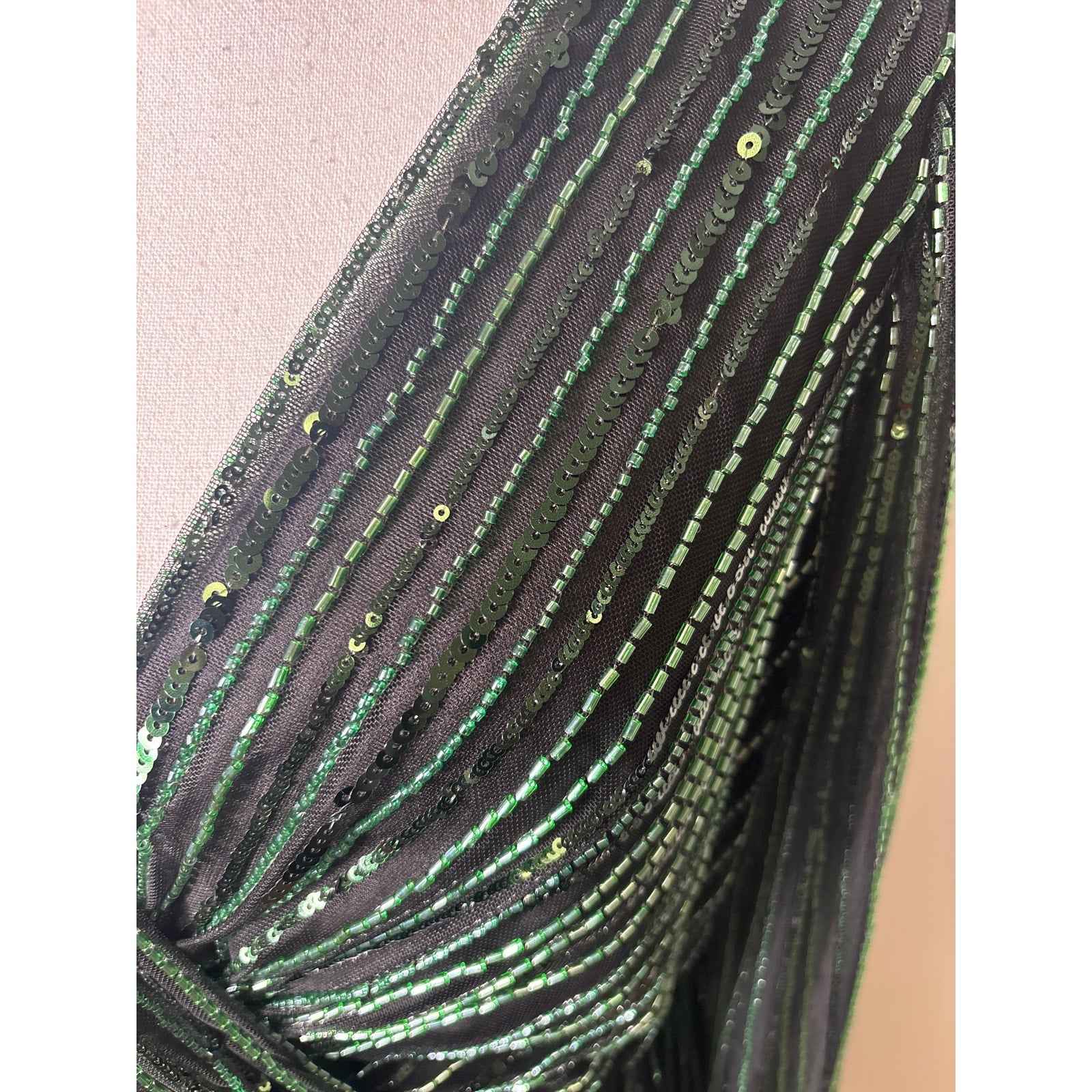 Marchesa Notte Black and Green V-Neck Floor Length Sleeveless Gown Sz 10