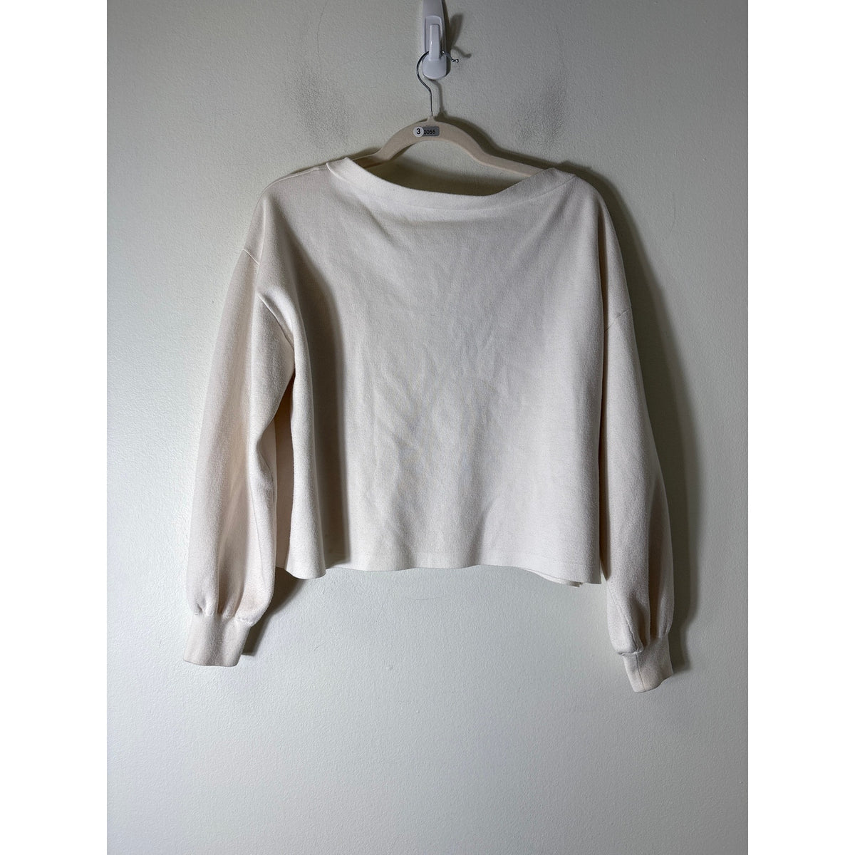 Alice + Olivia Off White Long Sleeve Wide Neck Sweater Sz M