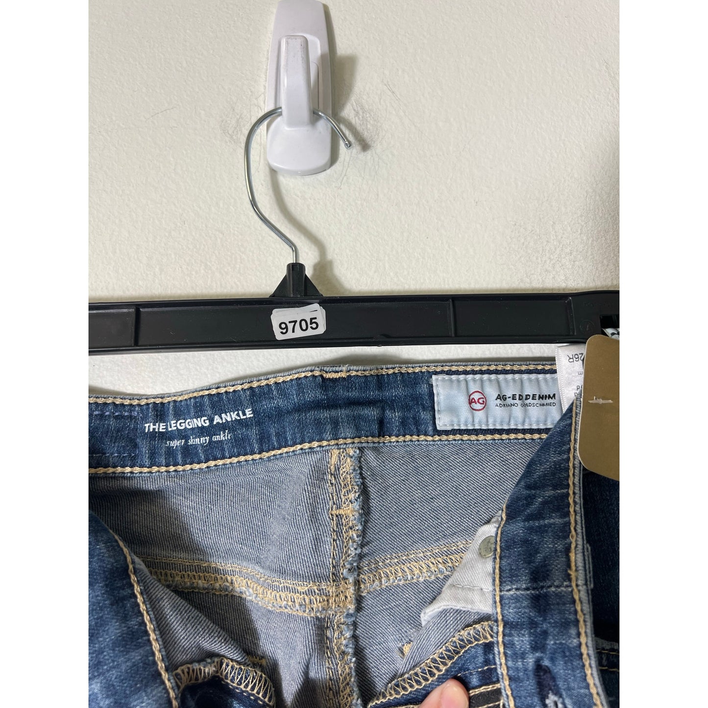 NWT AG The Legging Ankle Distressed Skinny Jeans Sz 26