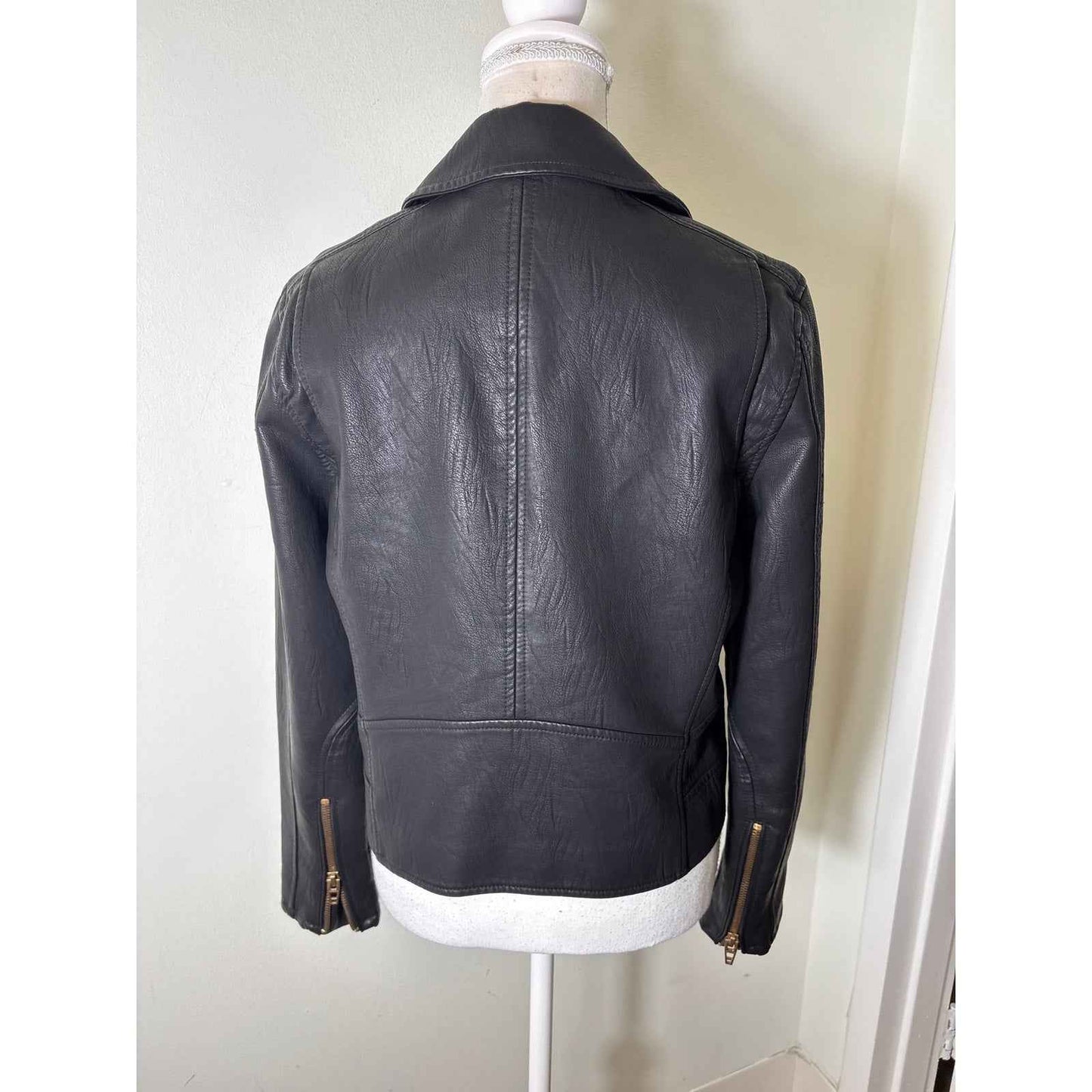 Blank NYC Black Faux Leather Long Sleeve Moto Jacket Sz M