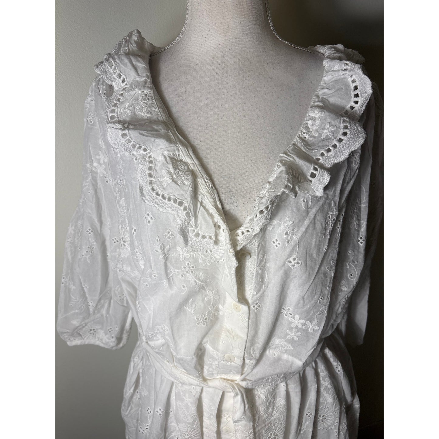 NWT Louise Misha White Eyelet 3/4 Sleeve Button Up Maxi Dress Sz 40
