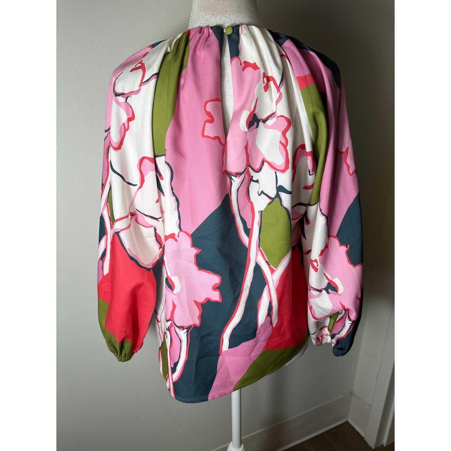 Crosby Pink and Greeen Pull Sleeve Blouse Sz XS