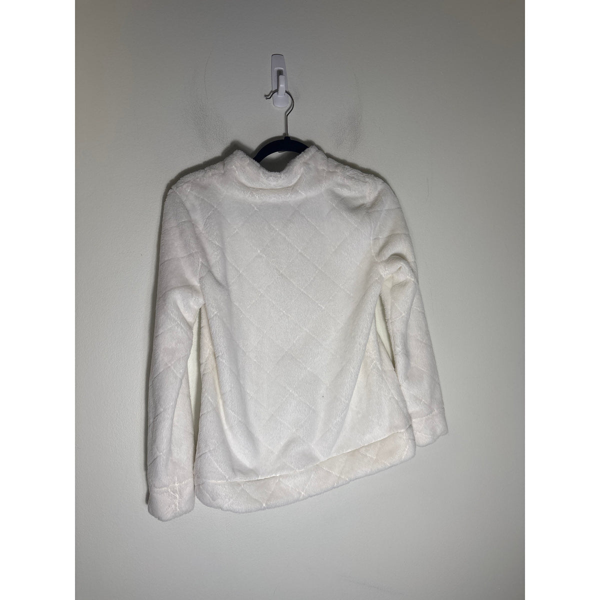 Talbot's White Long Sleeve Faux Fur Pullover Sz P