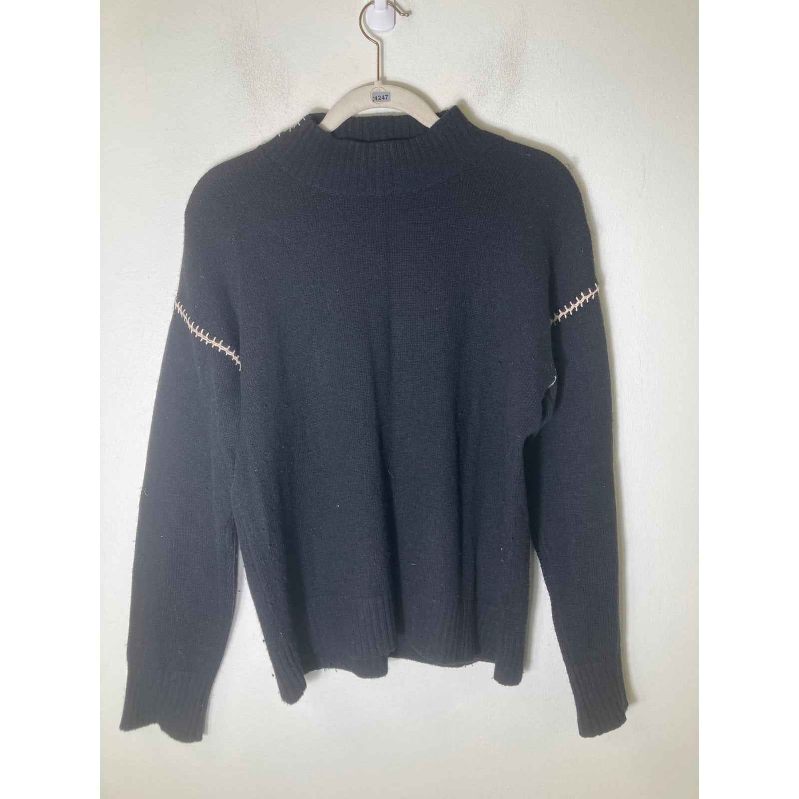 Minnie Rose Black Long Sleeve Sweater Sz L