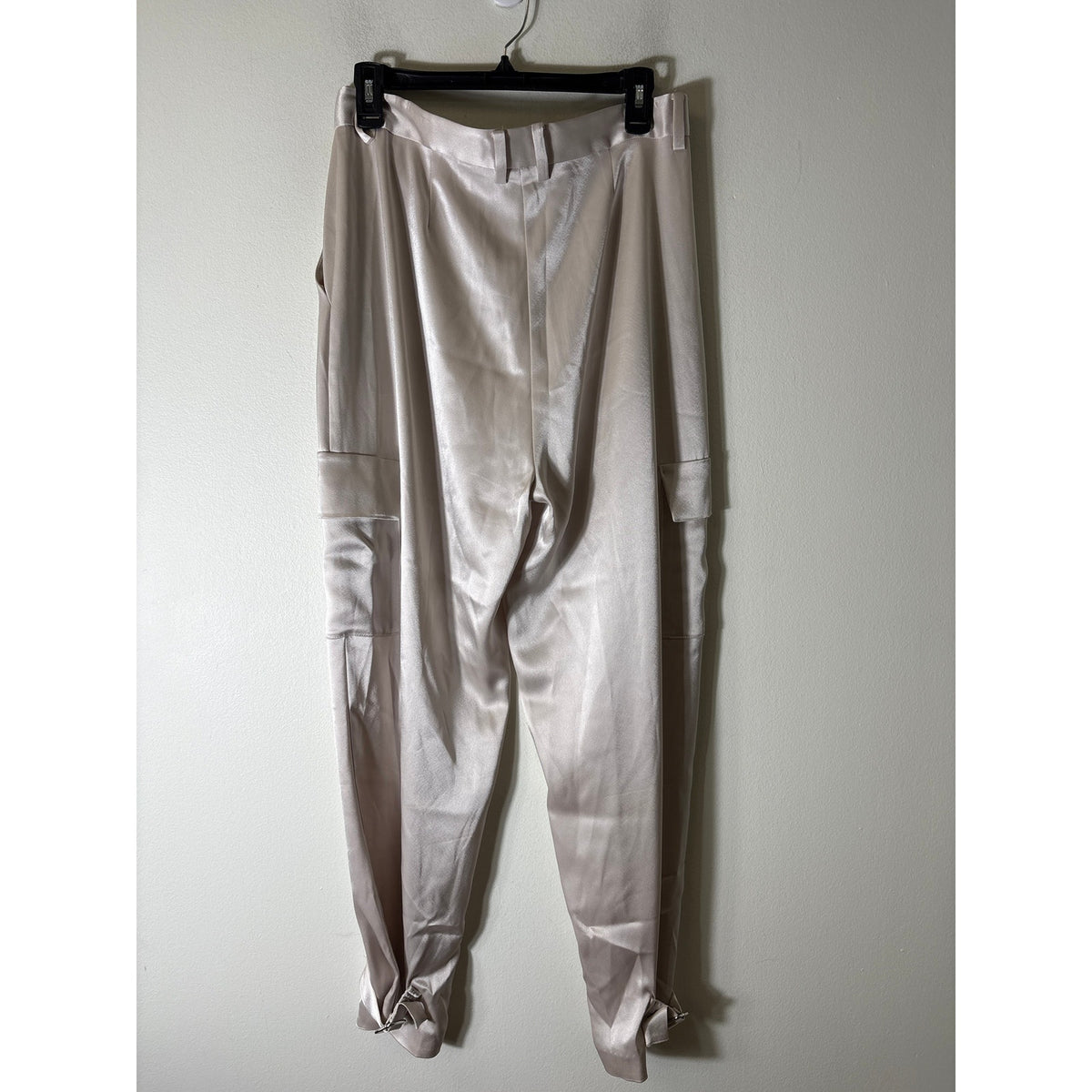 Babaton Cream Silky Cargo Pants sz 10