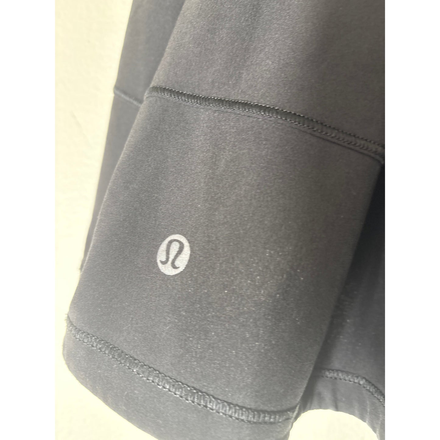 Lululemon Black Tennis Tiered Skirt Sz 6