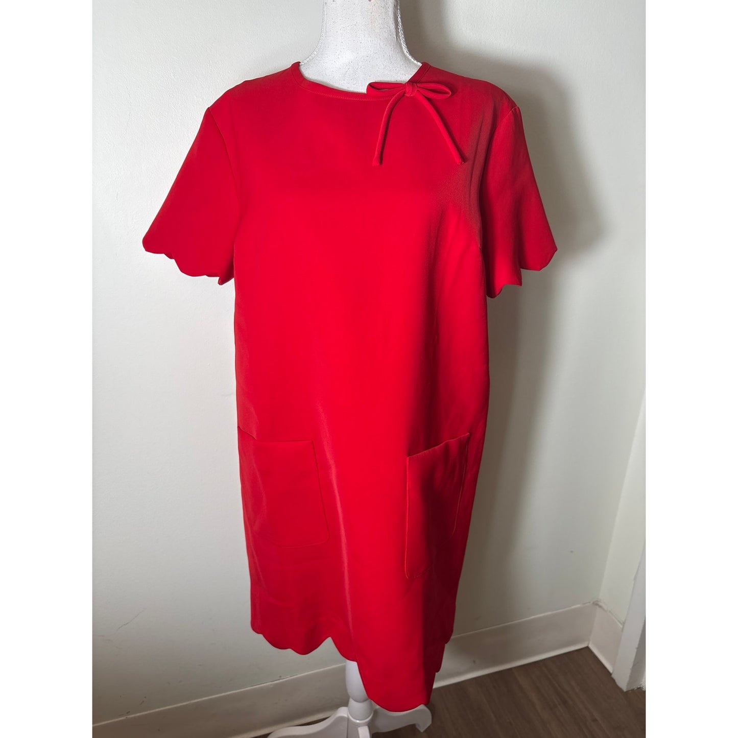 NWT English Factory Classic Red Short Sleeve Knee Length Dress Sz L