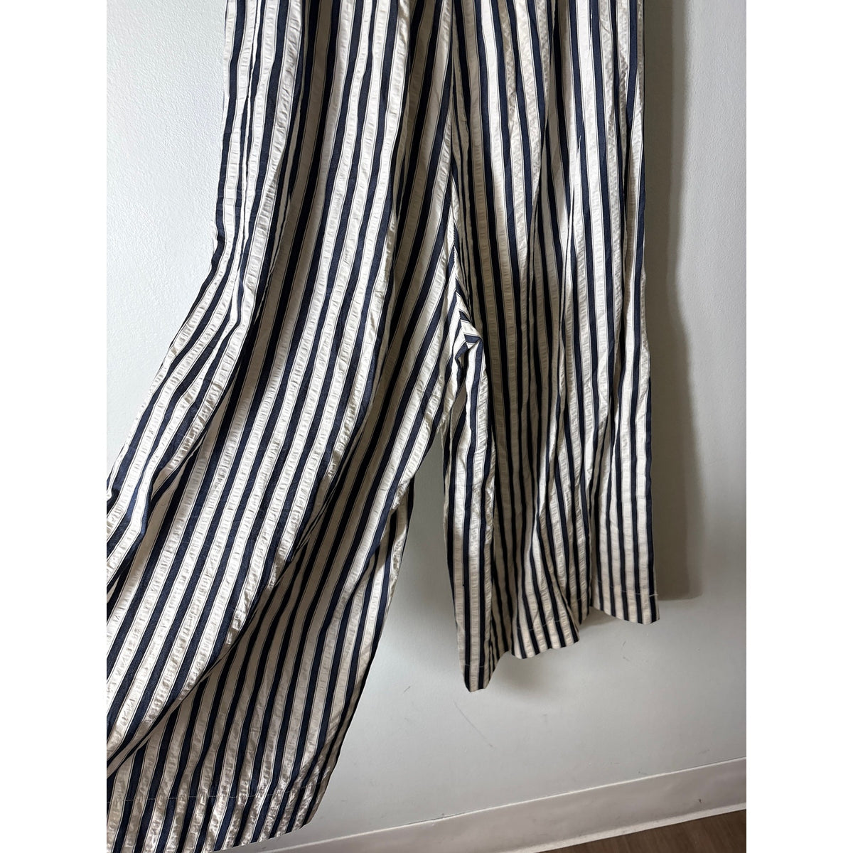 Bishop & Young Navy and White Strapless Romper Sz L