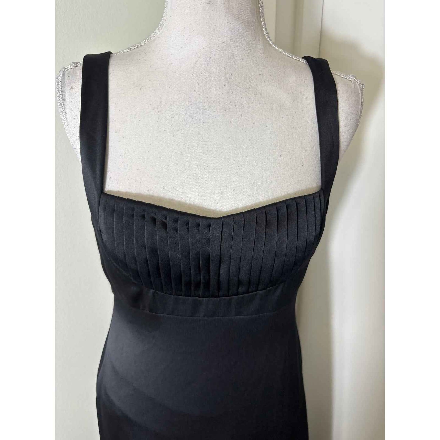 BCBG Black Bustier Sleeveless Floor Length Formal Gown Sz 4